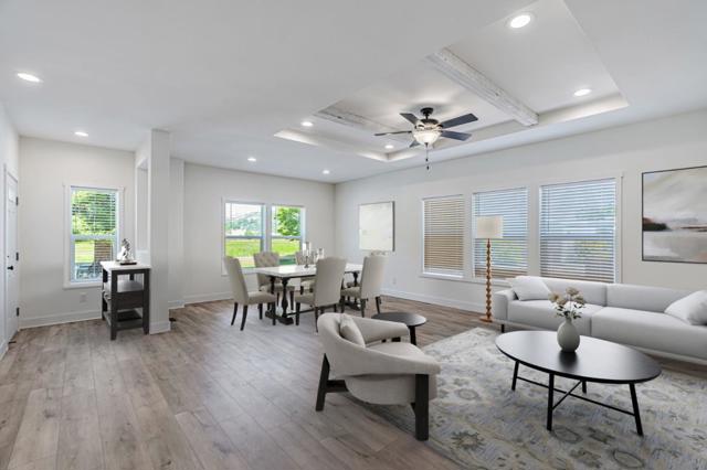 258 Yosemite Road, San Rafael CA: https://media.crmls.org/mediaz/23268e4b-f317-46db-bd13-7e06bba6ee49.jpg