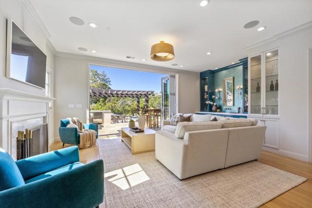 748 Jacaranda Circle, Hillsborough CA: https://media.crmls.org/mediaz/2326c7c7-ae93-433f-8bae-39dbaa43f7ee.jpg