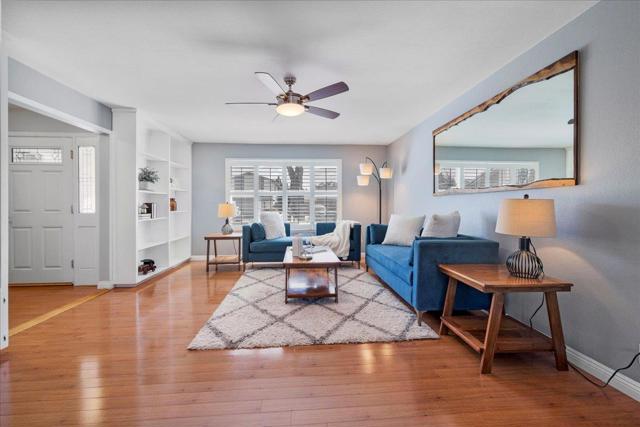 192 Castillon Way, San Jose CA: https://media.crmls.org/mediaz/2327fc32-c125-4067-adc8-44e1c3e744d4.jpg