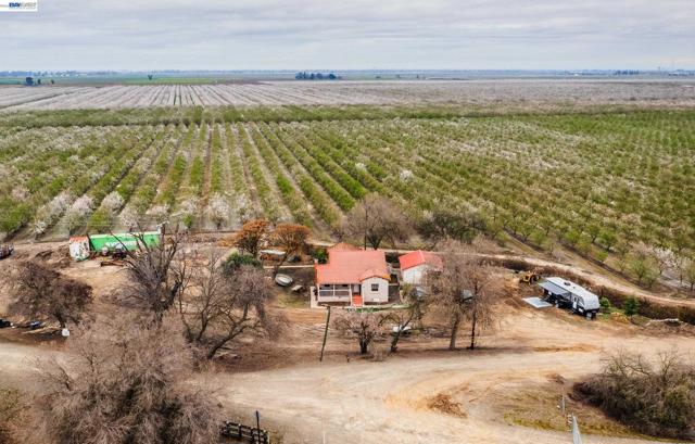 Image 8 of 14 For 1707 Bowman Rd