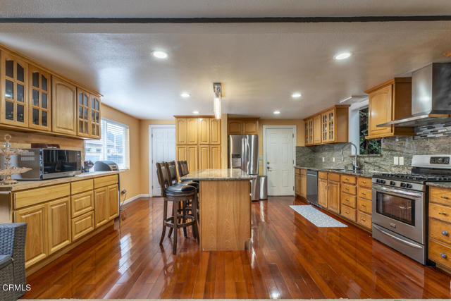 18900 Porterfield Lane, Fort Bragg CA: https://media.crmls.org/mediaz/23282dae-02bf-47db-aa2f-10ce38946d01.jpg