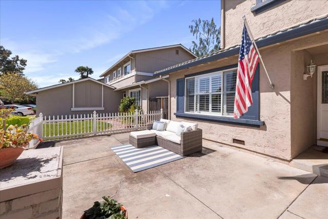 192 Castillon Way, San Jose CA: https://media.crmls.org/mediaz/232912ea-27c5-4207-b890-a5a3074fbac8.jpg