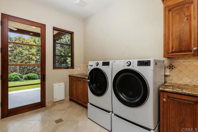 Image 21 of 71 For 1120 Highland Drive