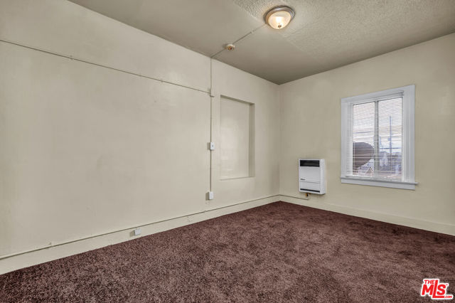 5734 S Broadway, Los Angeles CA: https://media.crmls.org/mediaz/232b1f43-5db7-4b09-98f5-53f3dd1b8c83.jpg