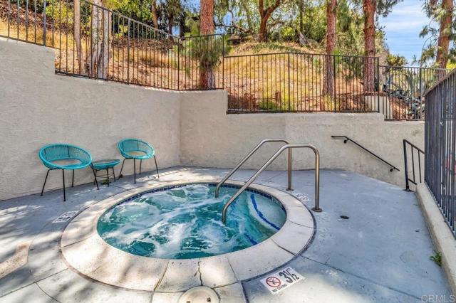 Detail Gallery Image 42 of 46 For 3961 Hortensia St #H4,  San Diego,  CA 92110 - 2 Beds | 2 Baths
