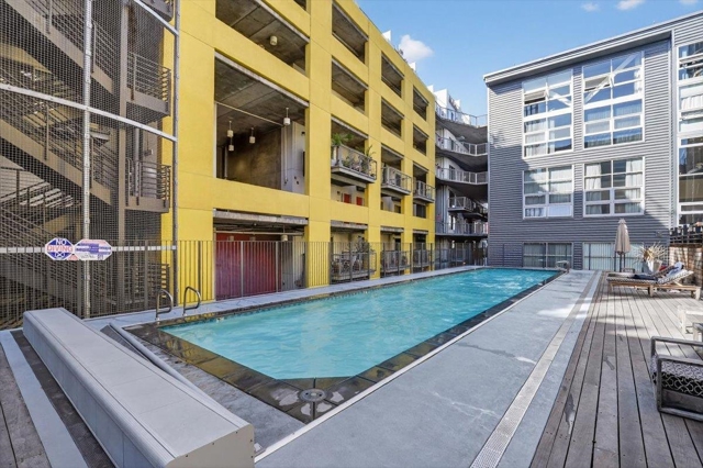 311 Oak St, Oakland CA: https://media.crmls.org/mediaz/232c62e0-1707-4550-ab0b-98c02997d9a3.jpg