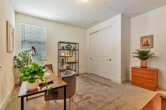 2071 Santoro Way, Hollister CA: https://media.crmls.org/mediaz/232ca272-ed11-47ed-b317-1ee733862cac.jpg