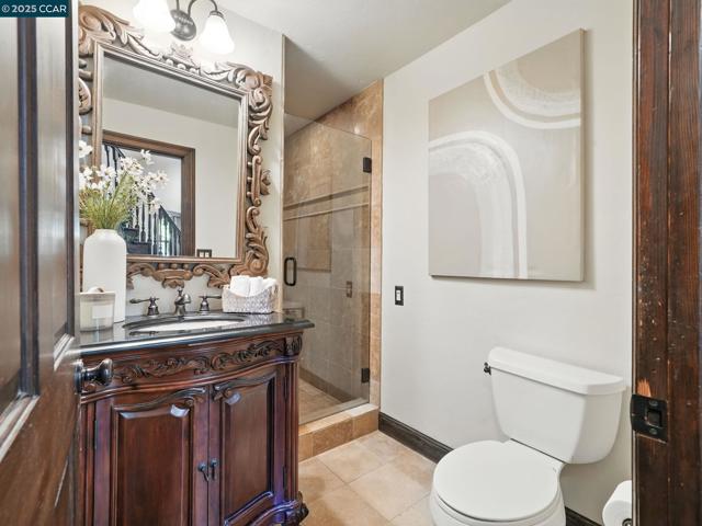 66 Ambleside Court, Danville CA: https://media.crmls.org/mediaz/232d5de6-ea02-42bc-8f89-254594970757.jpg
