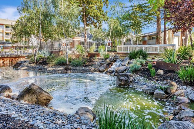49 Showers Drive, Mountain View CA: https://media.crmls.org/mediaz/232d92cd-00e8-44ff-bf24-bf7f01d7a9de.jpg