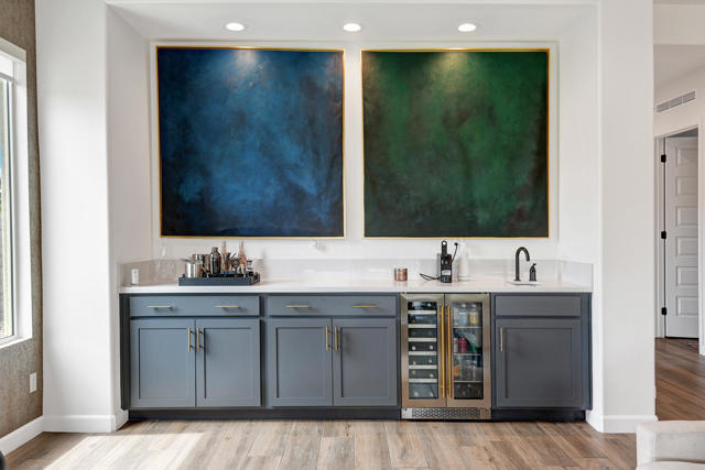 33 Magnum, Rancho Mirage, CA 92270