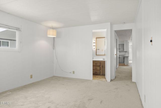 80 Copland Circle, Ventura CA: https://media.crmls.org/mediaz/2330dff8-e1a8-4bbc-aafa-3ec2bf3a5bbc.jpg