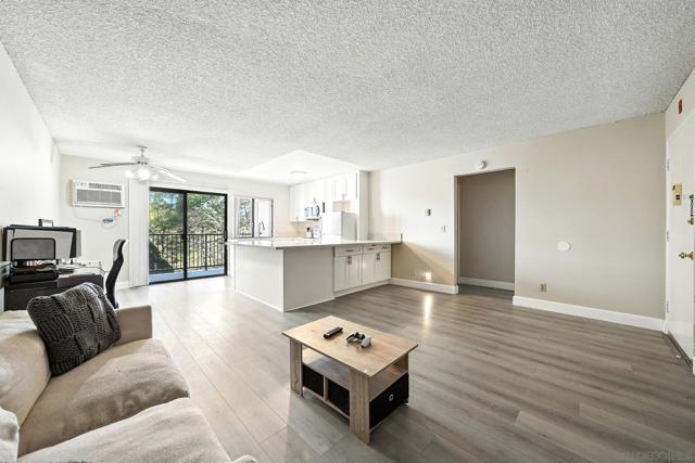 7838 Cowles Mountain Court, San Diego CA: https://media.crmls.org/mediaz/2331291a-47bf-4536-ab8d-fb5722d4622f.jpg