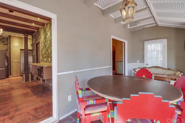 Detail Gallery Image 17 of 73 For 3014 Xenophon St, Point Loma,  CA 92106 - 5 Beds | 3 Baths