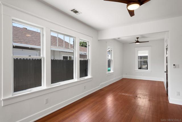 3636 Arizona St, Outside Area (Inside Ca) CA: https://media.crmls.org/mediaz/23321083-fd9b-47c5-9609-01b4f50e78e4.jpg