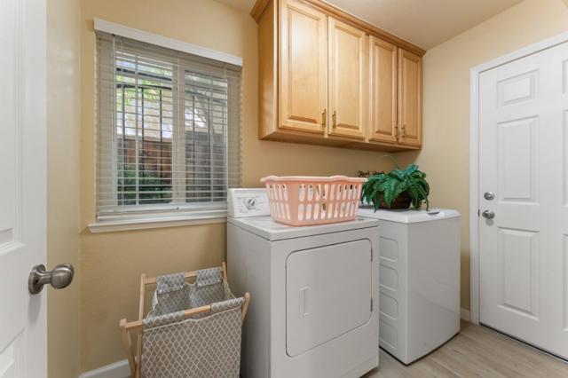 3195 Kawalker Lane, San Jose CA: https://media.crmls.org/mediaz/23334630-98ad-4d0f-aab5-25ada286d7ef.jpg