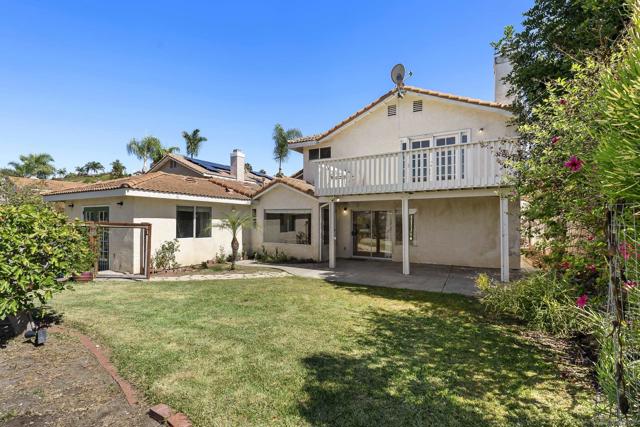2332 Back Nine St, Oceanside CA: https://media.crmls.org/mediaz/23348ee3-6621-4fa9-acba-fae5ec196c7b.jpg