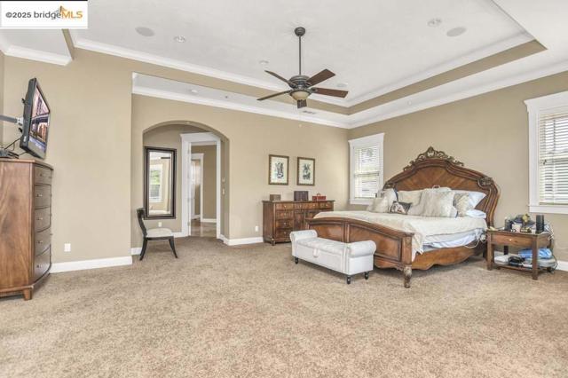 9050 Deer Valley Rd, Brentwood CA: https://media.crmls.org/mediaz/2334bf00-6fcb-4c3d-922d-9882226451ba.jpg