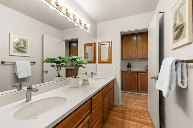 Image 21 of 50 For 4426 Desin Drive