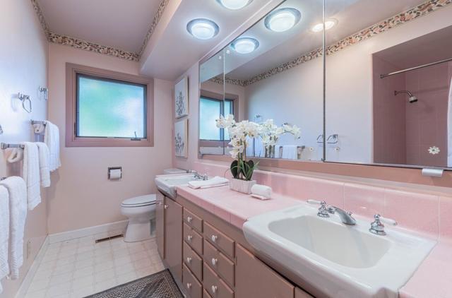 12 Mesa Del Sol, Salinas CA: https://media.crmls.org/mediaz/23360223-5af1-4a86-80c9-43389cf4e462.jpg