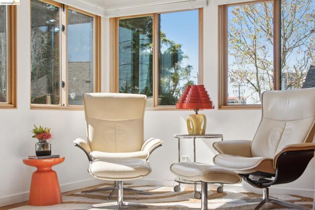 Image 12 of 60 For 1260 63rd St.