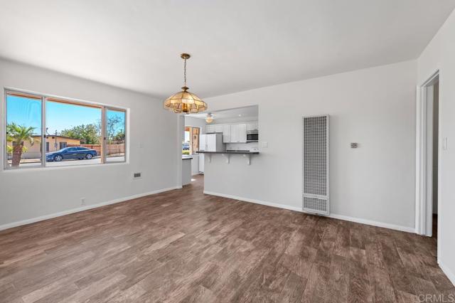 Detail Gallery Image 10 of 29 For 6052 Dwight St, San Diego,  CA 92115 - 3 Beds | 1 Baths