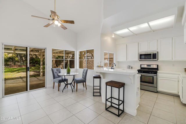 6930 Lafayette Street, Moorpark CA: https://media.crmls.org/mediaz/233896a7-273e-49b3-81a2-837622c2a783.jpg