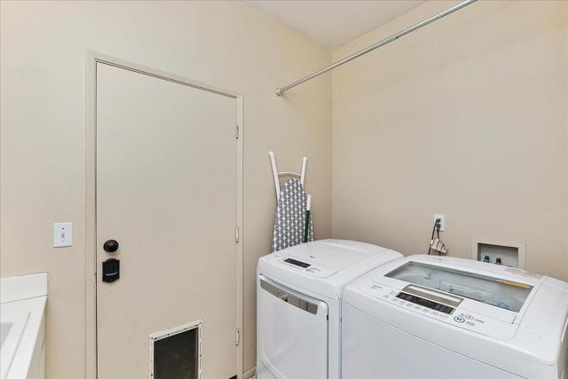 30-Laundry Room