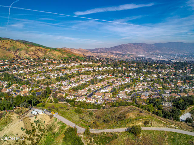 17900 Bull Canyon Road, Granada Hills CA: https://media.crmls.org/mediaz/233983ab-4acc-4c38-8706-a7408c8f7d9f.jpg