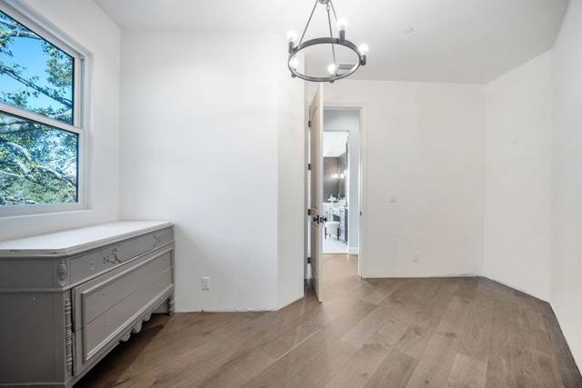 8772 Foxglove Court, Gilroy CA: https://media.crmls.org/mediaz/233ae0ea-3f03-45c4-8da2-63c8447c36ed.jpg