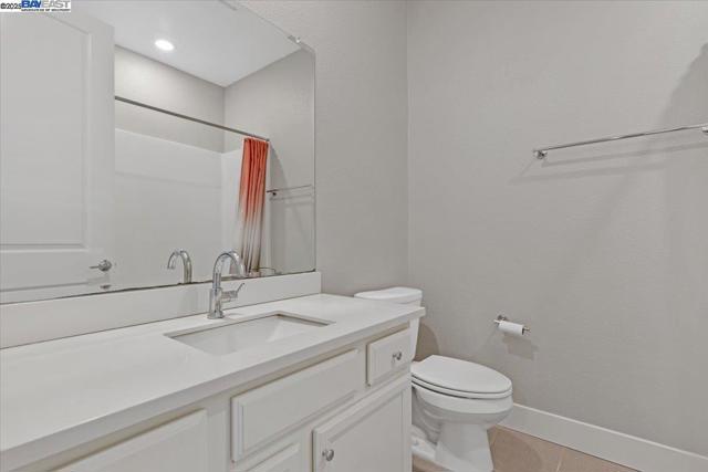 93 Catania Cmn, Fremont CA: https://media.crmls.org/mediaz/233ae785-0e12-4050-a33e-35e44009284c.jpg