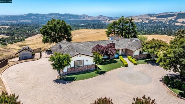 70 Sherburne Hills, Danville CA: https://media.crmls.org/mediaz/233b22b7-f190-48b5-af90-cfc5d993ac96.jpg