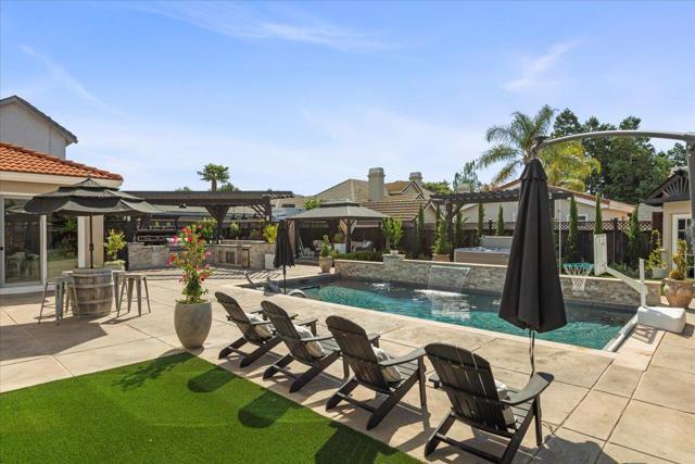 834 English Walnut Way, Morgan Hill CA: https://media.crmls.org/mediaz/233b26e5-2e38-470b-a62a-994fe13d3144.jpg