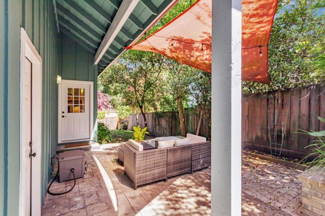 2604 La Paloma Lane, Santa Cruz CA: https://media.crmls.org/mediaz/233b7e75-e241-4a7b-9ac0-beee22039f06.jpg