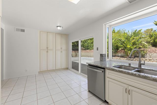13443 Black Hills Road, San Diego CA: https://media.crmls.org/mediaz/233c1fcb-82a3-48c5-892e-ec8720ad48ec.jpg