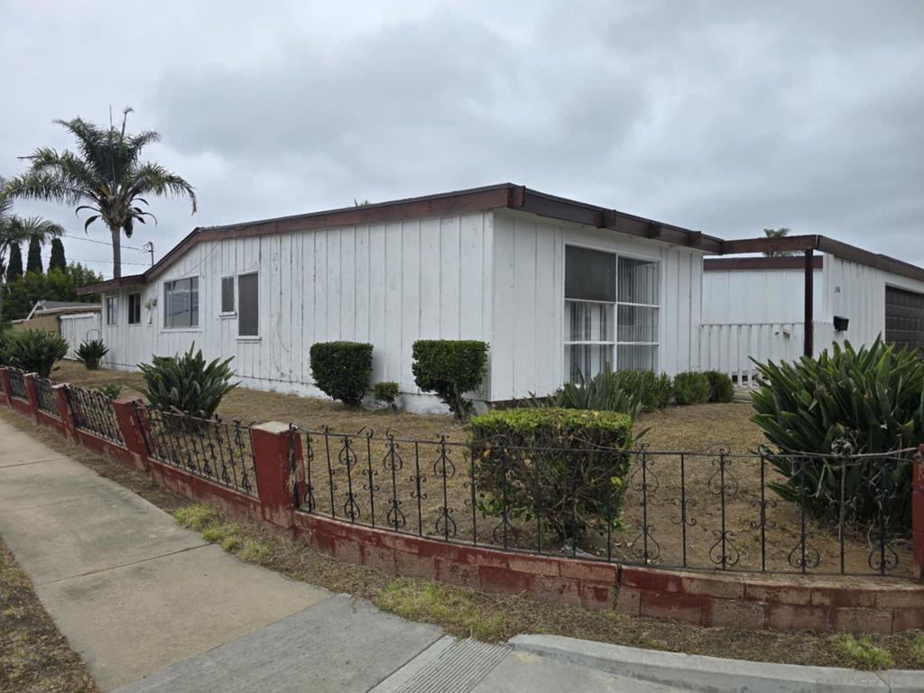 2806 Mission Village Dr.