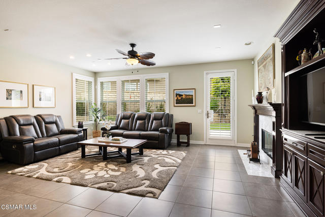 1504 Arroyo View Street, Newbury Park CA: https://media.crmls.org/mediaz/233c9045-8b38-46c5-8667-cfd10ad79832.jpg