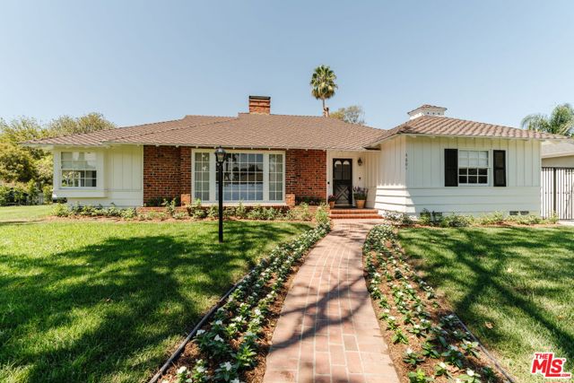 4601 Ventura Canyon Avenue photo 2