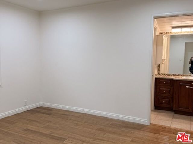 6313 Bluebell Avenue photo 27
