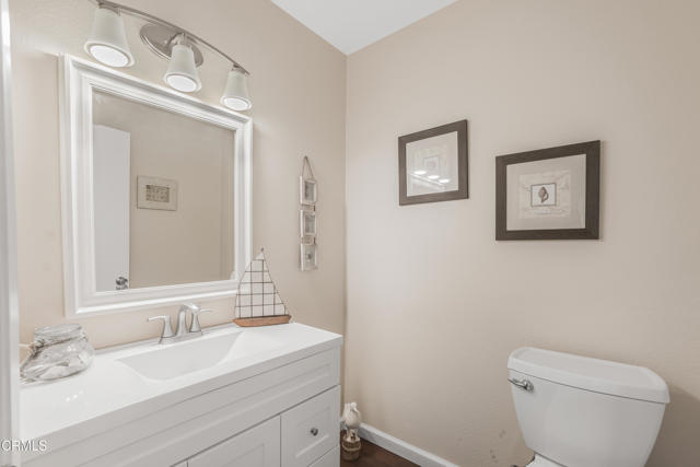 Detail Gallery Image 12 of 27 For 1610 Parrot Ct, Ventura,  CA 93003 - 3 Beds | 2/1 Baths