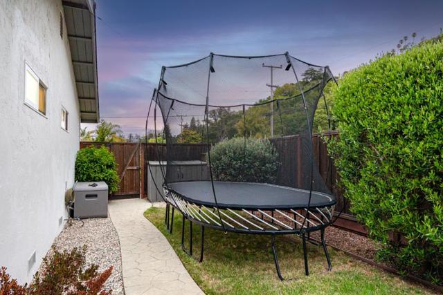 5090 Chiquita Way, Soquel CA: https://media.crmls.org/mediaz/233f04d4-b809-4892-8d0e-ed0245f5ddfd.jpg