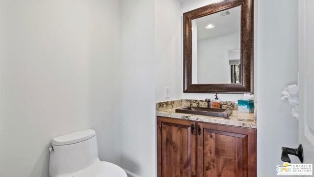 76978 Calle Mazatlan, La Quinta CA: https://media.crmls.org/mediaz/233fa942-e974-4cb3-ae93-8f40e8ca620d.jpg