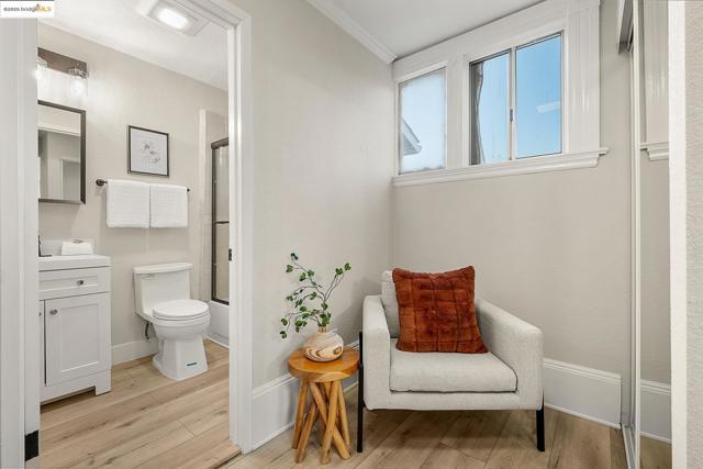 2050 E 30Th St, Oakland CA: https://media.crmls.org/mediaz/234014dd-d7ef-4c38-b861-fc2d53b716f4.jpg