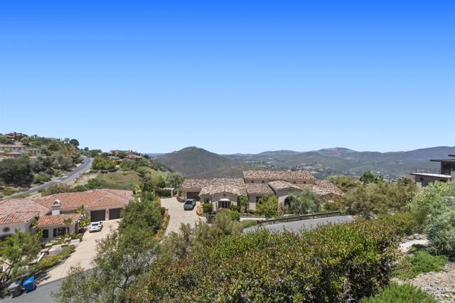 Detail Gallery Image 16 of 28 For 8039 El Cielo, Rancho Santa Fe,  CA 92067 - 5 Beds | 6/1 Baths
