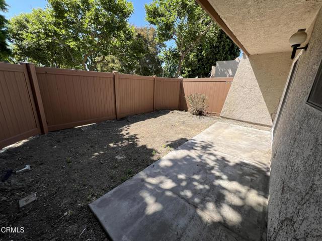 Detail Gallery Image 20 of 22 For 736 Thoreau Ln, Ventura,  CA 93003 - 3 Beds | 2 Baths