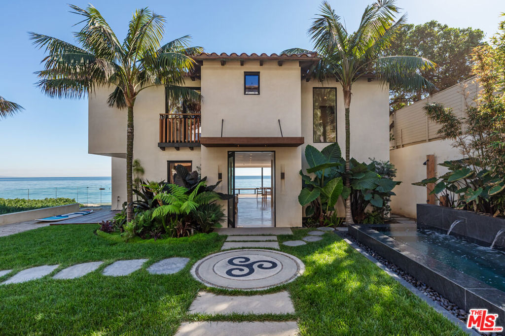 27308 Pacific Coast Highway — architectural residence