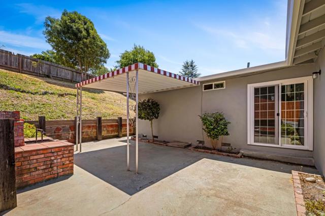 45 Crescent Drive, Watsonville CA: https://media.crmls.org/mediaz/2346d383-23ed-4d20-a262-30fa7a5a0e04.jpg