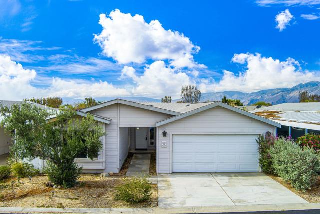15300 Palm Drive, Desert Hot Springs CA: https://media.crmls.org/mediaz/2347a57e-6d35-40d9-9c05-c5e5f1915e47.jpg