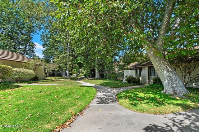 1228 Kirkford Way, Westlake Village CA: https://media.crmls.org/mediaz/2349b99a-c36f-4d9f-8e69-ba9fc86b8513.jpg