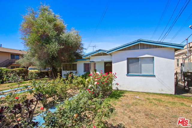 5503 Maywood Avenue, Maywood CA: https://media.crmls.org/mediaz/234a24a3-4a1f-4ebe-a799-5751c9fa1f1a.jpg