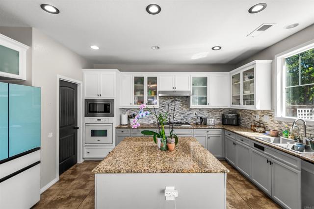 29246 Loden Cir, Menifee, CA 92584 photo 19